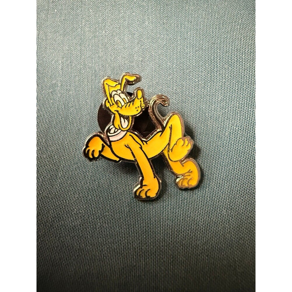 Disney Trading Pin - Shanghai Disney Resort Spring Booster Pack - Pluto Walking
